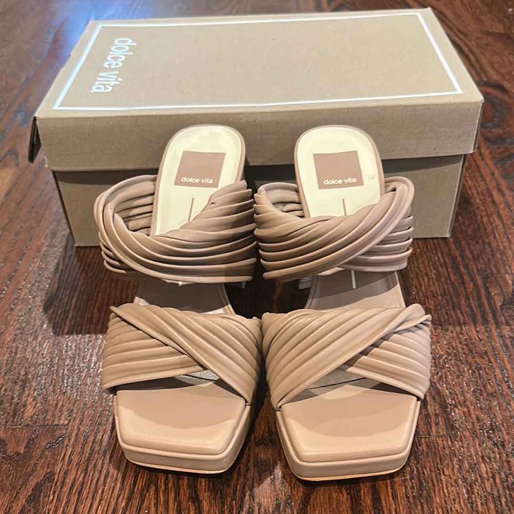 Dolce Vita Tan Slide Sandals with Crisscross Straps
